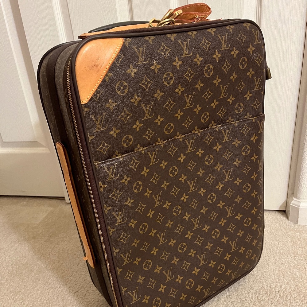 Authentic LOUIS VUITTON Pegase 55 Monogram Canvas Roller Carry-on Luggage
